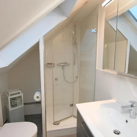 Mittelstraße 18, Whg 1, Haus Am Rosenbeet *