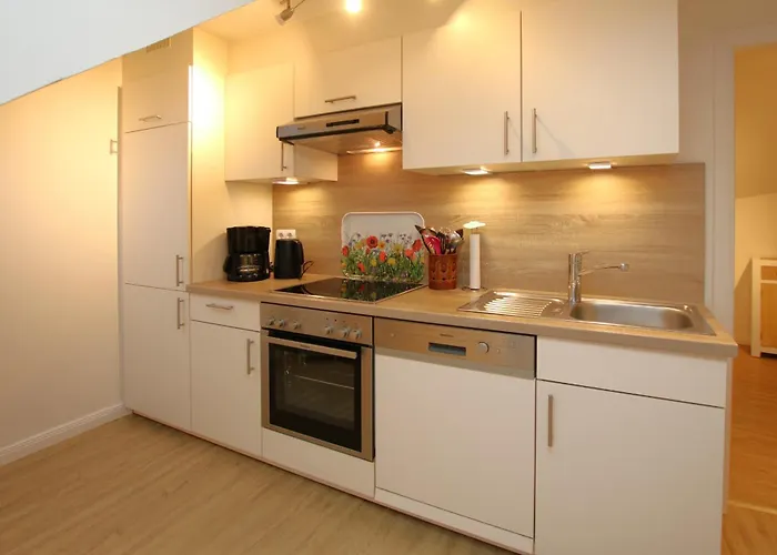 Mittelstrasse 18, Whg 1, Haus Am Rosenbeet